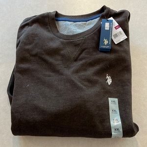 NWT men’s crew sweatshirt. US Polo Assn. XXL. smoke free home.